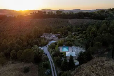 Image de Exclusive Farmhouse Rental with Pool and Games Room