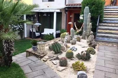 Image de House With Garden In Very Quiet Area