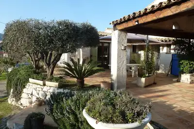 Image de villa piscine 3 pieces proche mer au calme vue degagée