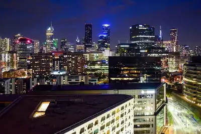 Image de Appartement de luxe avec vue sur l'eau et la ville + parking gratuit