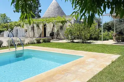 Image de Piscine privée Trullo Mandorlo - près de Ceglie Ostuni et Martina-Valle D'Itria