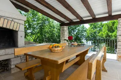 Image de Bel appartement pour 4 personnes avec Wifi, climatisation, Tv, terrasse et animaux admis