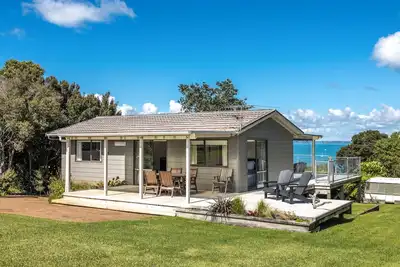 Little O Bach à Little Oneroa, île de Waiheke