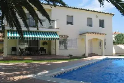 Image de Empuriabrava: Villa luxueuse à Empuriabrava