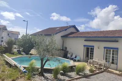 Image de grande maison cote sud  landes entre Biarritz et Hossegor