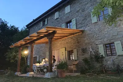 Image de An ancient stone dwelling in the heart of the Apennines