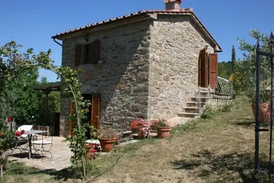 Image de Ancienne maison en pierre pour deux personnes. Romantique, panoramique, tranquille. Connexion Wi-Fi,