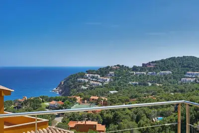 Image de Naranja - villa avec vue sur la mer et piscine privée-Tamariu-Costa Brava