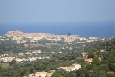 Image de Appartement T2 renové avec grande terrasse et pleine vue sur ile rousse