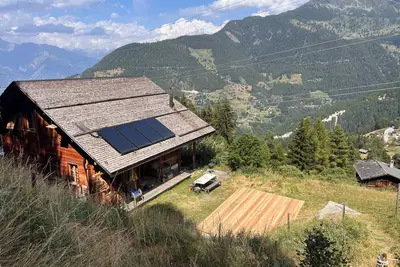 Image de 4 Vallées Tzoumaz, Grand Chalet 6-8 personnes, Ski In, ski Out