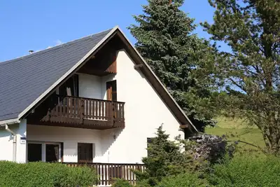 Image de Vacances de randonnée, maison de vacances indépendante, entièrement clôturée dans la nature