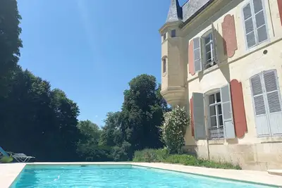 Image de Château en Champagne, luxueuse, très affordable, privé (1 seul groupe/famille)