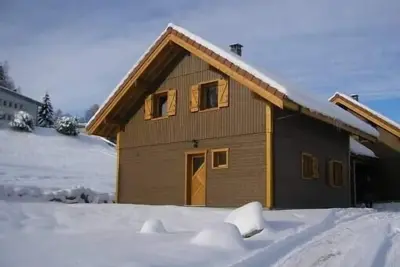 Image de Chalet Ă 5 min du lac en voiture, 10 min du domaine skiable
