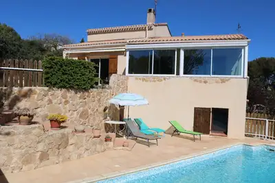 Image de Villa sans vis- à-vis, dominante, 4 chambres, 3 étoiles