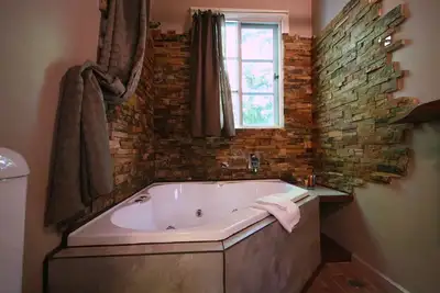 Image de Cozy Charmed Cabin à Sassafras