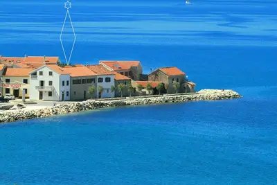 Image de Bibinje, Maison en bord de mer