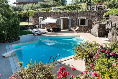 Image de Romantic country house with pool near Etna, Sicily
