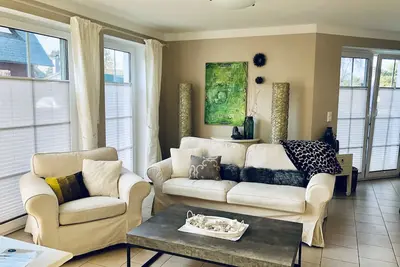 Image de Appartement exclusif avec jardin et cheminée près de la plage