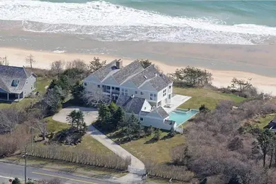 Image de À Couper le Souffle Ocean Front Property
