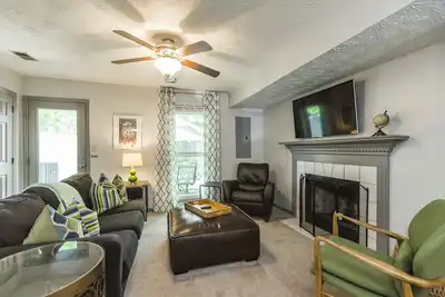 Image de Cozy Downtown Townhouse