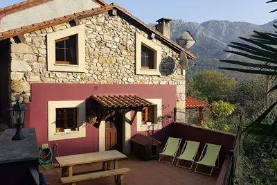 Maison de charme à Ribadesella. Mer et montagne 2 à 5 personnes