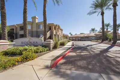 Image de Profitez Du Soleil Dans Une COMMUNAUTÉ Style De Resort