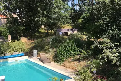 Image de Villa 5 chambres avec Piscine chauffée à flan de colline près de Aix