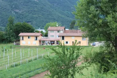 Image de À la campagne près du lac de Garde