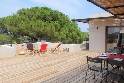 Image de Grande villa contemporaine Corse, Marine de Davia, 5' à pieds de la plage
