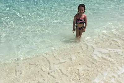 Image de 4-8 personnes Grace Bay Beach Cottage 7 Minute Walk à la plage et toutes les commodités