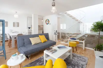 Image de Vue Urbaine Maison De Ville Arrabid 4 Niveaux Terrasse PRIVÉE & Garage Pour Deux