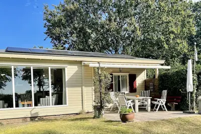 Image de Populierenlaan 13 Bungalow dans un lieu de vacances avec de belles vues