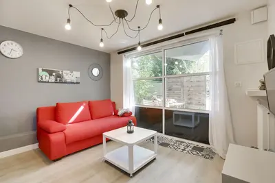 Image de Bayonne à pieds, logement calme & cosy