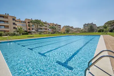 Image de Appartement avec jardin et piscine - Première ligne Plage de Pals (Gm 2h 413)