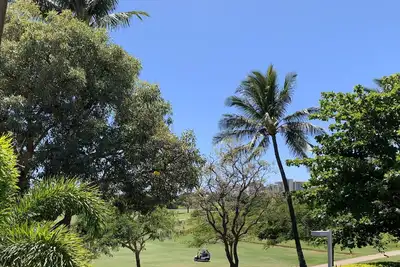 Image de 3 Br pour le prix de 2! Vue du terrain de golf et voiturette de golf aussi! ! !
