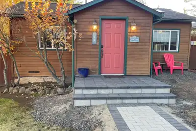 Image de Le Sunrise Cottage sur le côté ouest branché de Bend