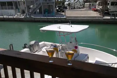 Image de 35 'Seawall Sparkling, 30min de Keywest, Wifi, Bbq Grill, Pool