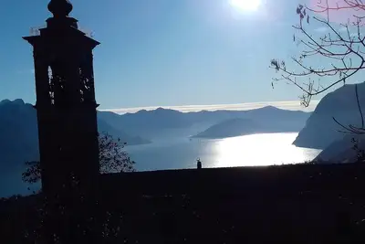 Image de Lac d'Iseo à Esmate: la maison des fées - C. I. R. 016200-Cni-00013