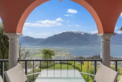 Image de Casa Camelia est un appartement de 3, 5 pièces (90m2) ensoleillé, confortable et