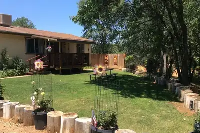 Image de Trésor caché sur le chemin de la vallée de Yosemite pleine d'histoire amérindienne