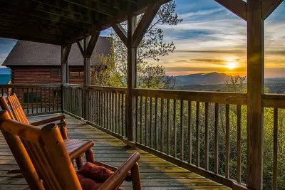 Image de Vue imprenable # Dollywood # L'île # Gatlinburg # Feux d'artifice # Coucher de soleil