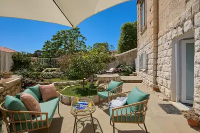 Image de Hedera Estate, Hedera A10