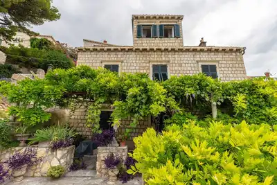 Image de The Loft - Deux Chambres Appartement, Couchages 4
