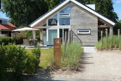 Image de Zonnedorp 14 Villa pour des vacances luxueuses sur la plage