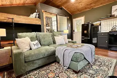 Image de Cabine sur l'accès de la rivière 11 Point River