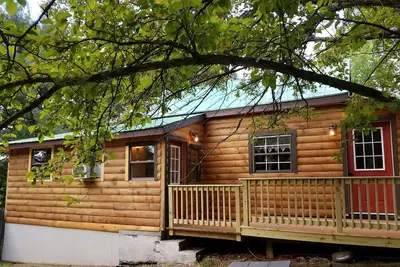 Image de Cabine En Bois De Lac George