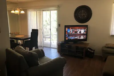 Image de Condo lumineux et paisible décoré du sud-ouest