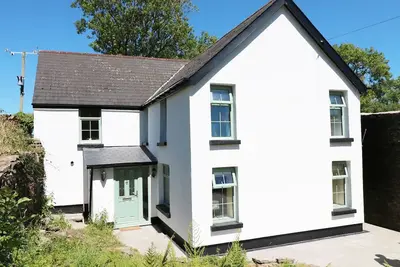 Image de Ty Ffarm Ă Gellilwch, Pontypridd