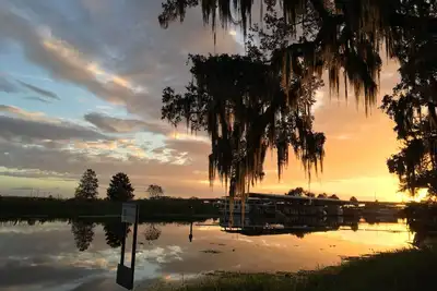 Image de Une retraite de la rivière pris entre les plages de la Floride et les parcs d'attractions d'Orlando.