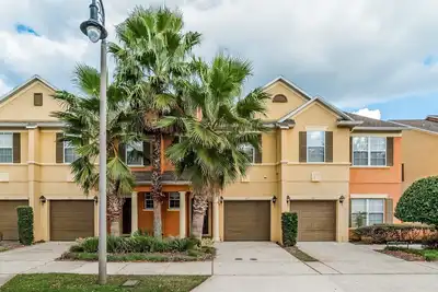 Image de 5 minutes à Disney! - Distance de marche de la piscine